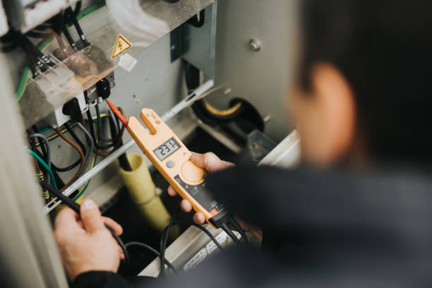 Best Emergency Electrical Repair  in St Charles, MI